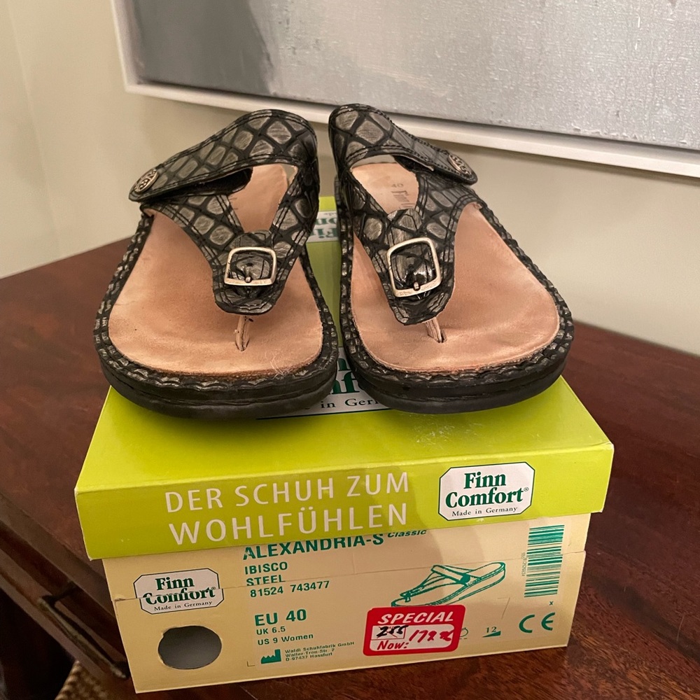 Finn Comfort Alexandria Steel Ibisco Leather Soft Footbed woman’s US 9